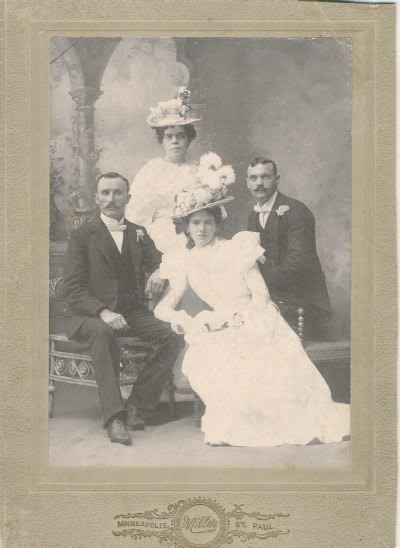 Patrick and Sarah King wedding portrait