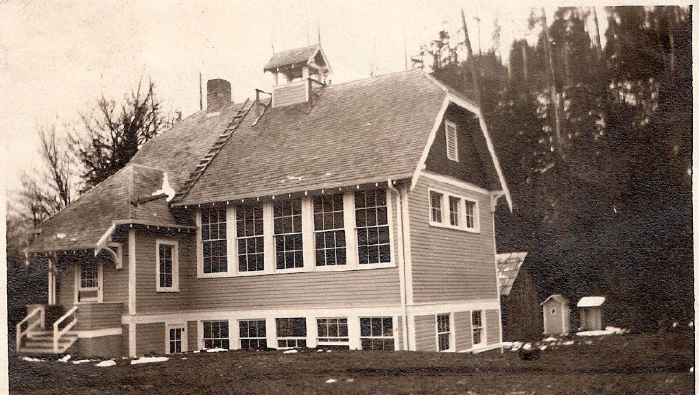 Abernethy School building